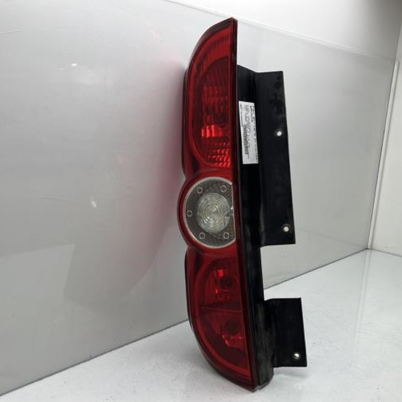Feu arriere principal gauche (feux) FIAT DOBLO 2 Photo n°1