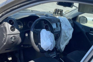 Feu arriere secondaire gauche (feux) VOLKSWAGEN TIGUAN 1
