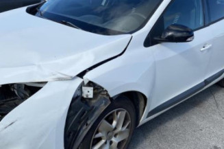 Aile avant droit RENAULT MEGANE 3