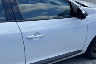 Aile avant droit RENAULT MEGANE 3