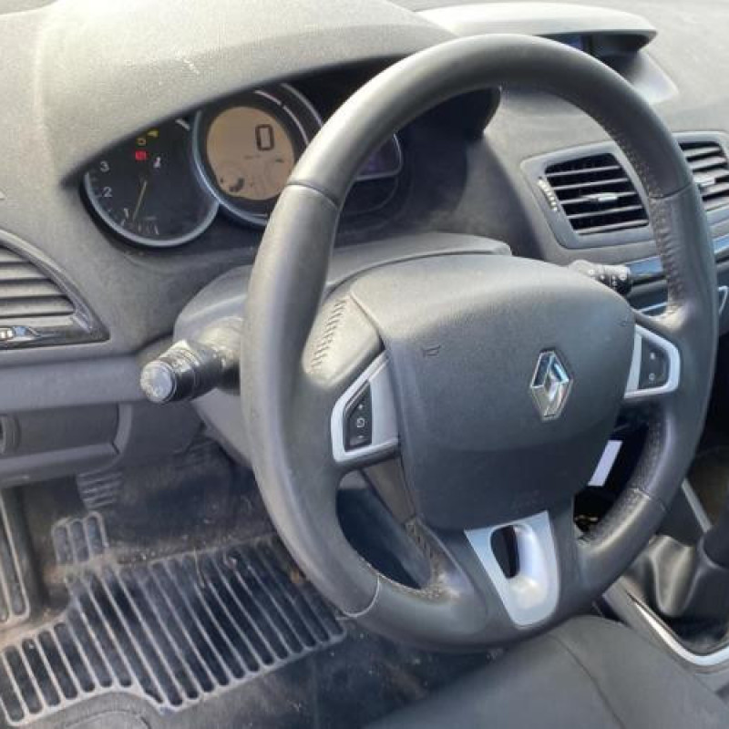 Aile avant droit RENAULT MEGANE 3 Photo n°17