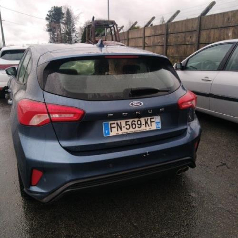 Pare boue arriere droit FORD FOCUS 4 Photo n°5