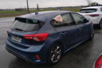 Pare boue arriere droit FORD FOCUS 4
