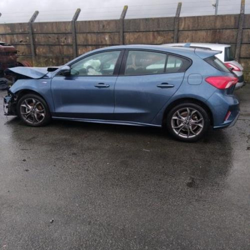 Pare boue arriere droit FORD FOCUS 4 Photo n°7