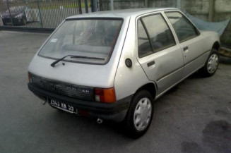 Optique avant principal droit (feux)(phare) PEUGEOT 205