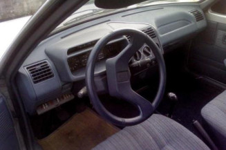 Optique avant principal droit (feux)(phare) PEUGEOT 205