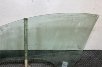 Vitre avant droit PEUGEOT 308 1