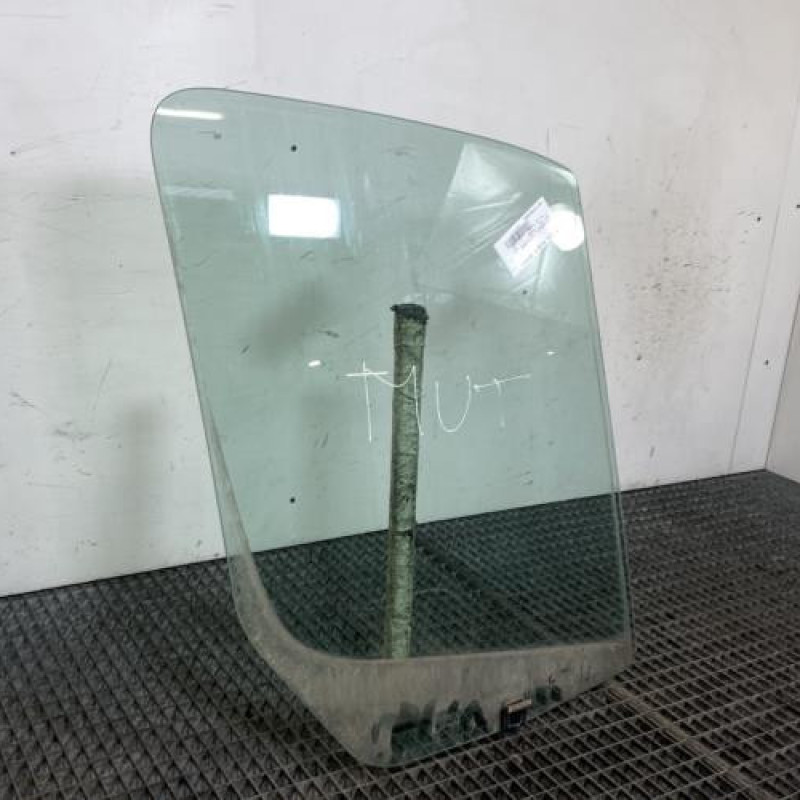 Vitre avant droit VOLKSWAGEN CRAFTER 1 Photo n°3