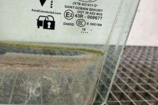 Vitre avant gauche FORD FOCUS 4