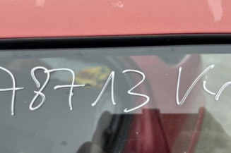 Vitre avant gauche PEUGEOT 306