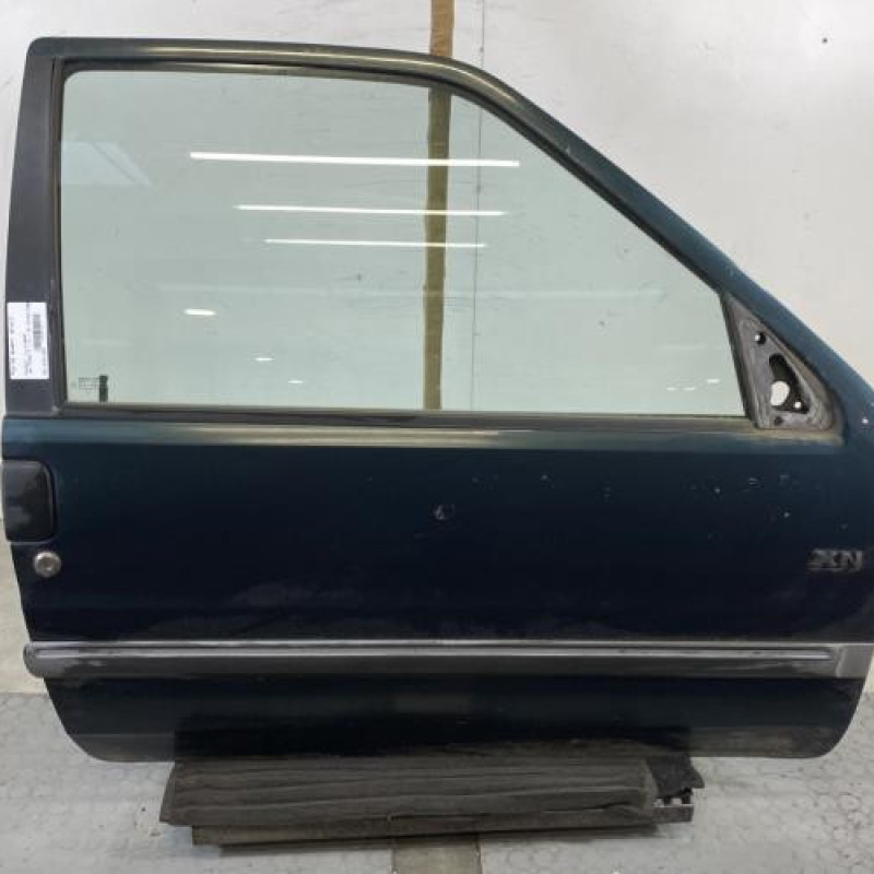 Porte avant droit PEUGEOT 106 Photo n°1