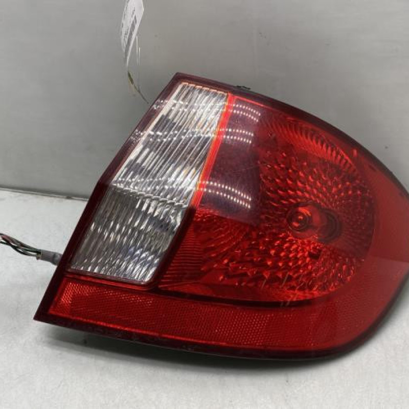 Feu arriere principal droit (feux) HYUNDAI GETZ Photo n°1