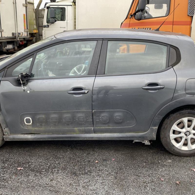 CITROEN C3 3 PHASE 1 1.6 BLUE HDI - 8V TURBO Photo n°6
