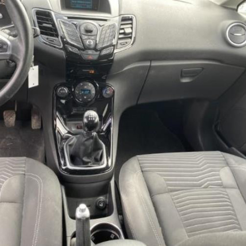 Air bag conducteur FORD FIESTA 6 Photo n°11