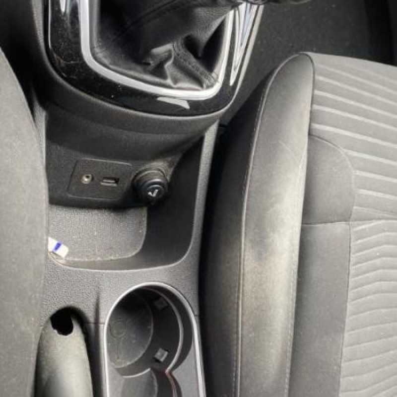 Air bag conducteur FORD FIESTA 6 Photo n°13