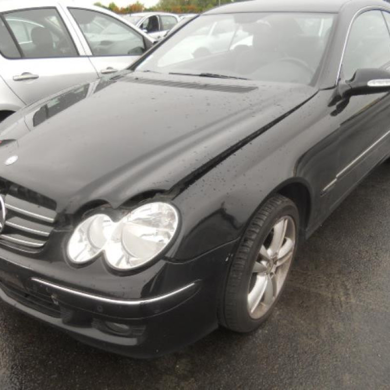 MERCEDES CLASSE CLK 209 COUPE 220 2.2 CDI - 16V TURBO Photo n°1