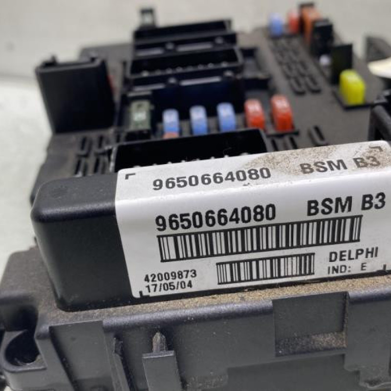 Boitier servitude moteur (BSM) PEUGEOT 206 Photo n°6