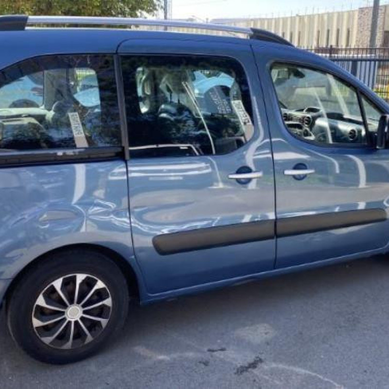 Boitier air bag PEUGEOT PARTNER 2 Photo n°8