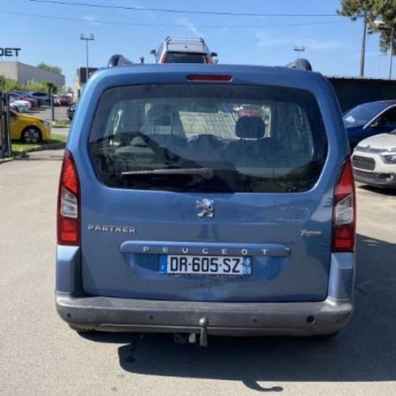 Boitier air bag PEUGEOT PARTNER 2 Photo n°10