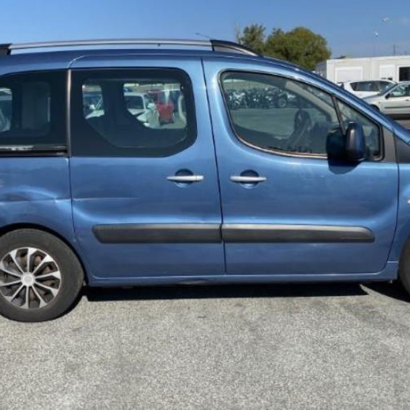 Boitier air bag PEUGEOT PARTNER 2 Photo n°17