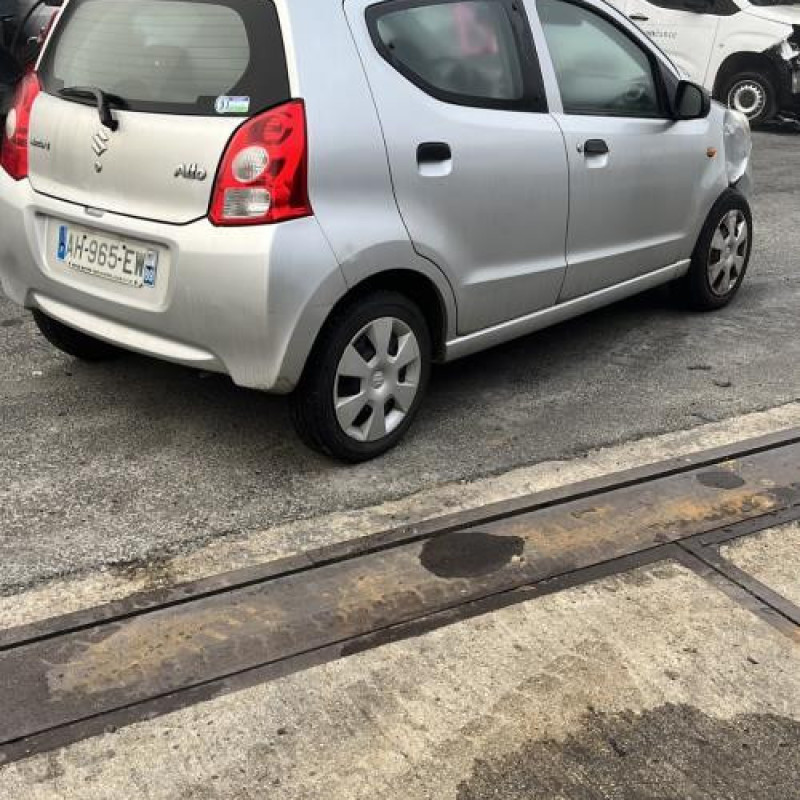 Air bag conducteur SUZUKI ALTO 3 Photo n°6