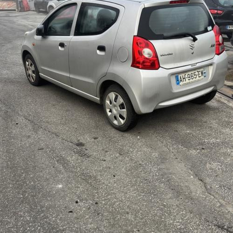 Air bag conducteur SUZUKI ALTO 3 Photo n°7