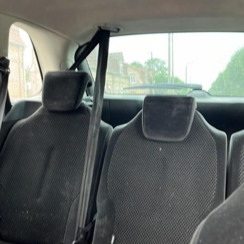 Boitier BSI CITROEN C4 PICASSO 1 Photo n°11