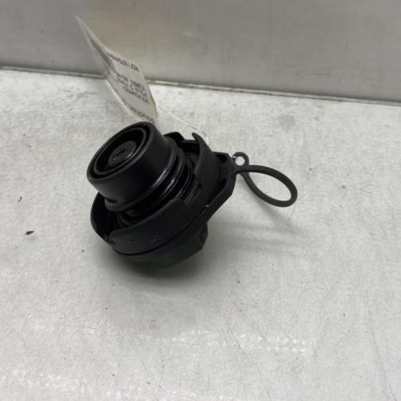 Bouchon de carburant VOLKSWAGEN POLO 5 Photo n°3