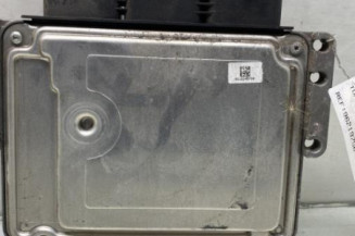 Calculateur moteur PEUGEOT 208 1