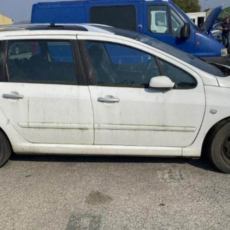 Boitier servitude moteur (BSM) PEUGEOT 307 Photo n°10