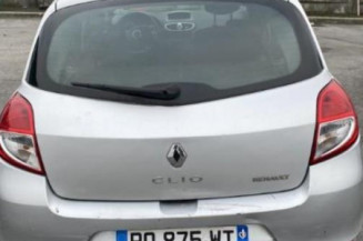 Calculateur moteur RENAULT CLIO 3