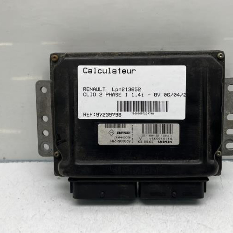 Calculateur moteur RENAULT CLIO 2 Photo n°1