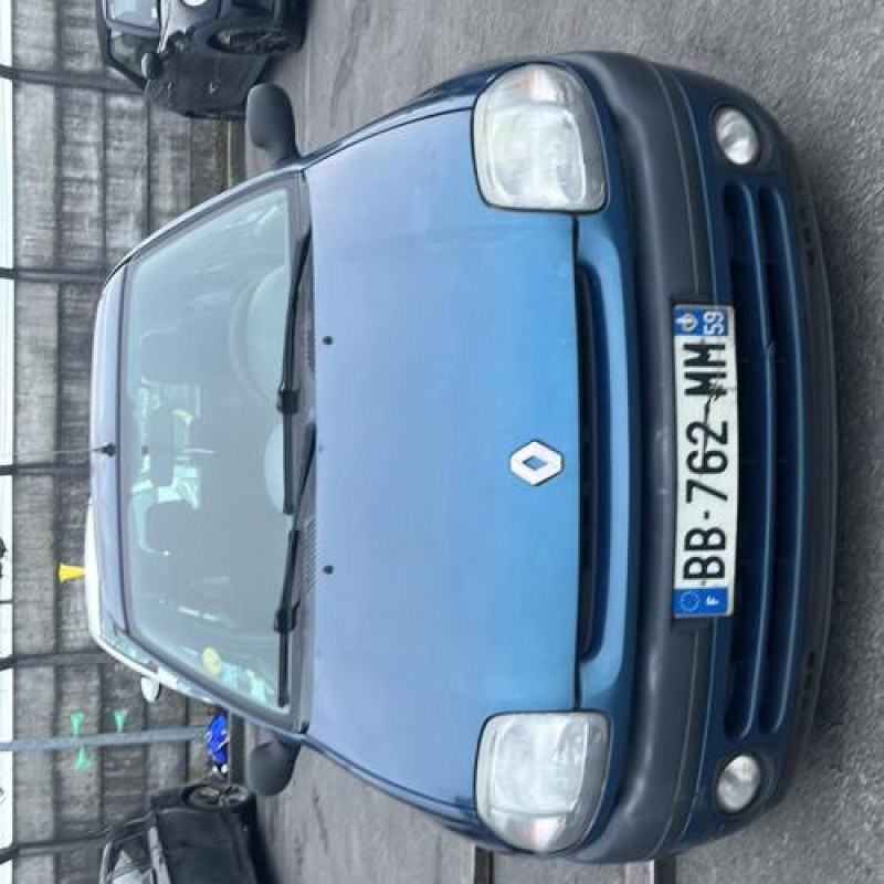 Calculateur moteur RENAULT CLIO 2 Photo n°4