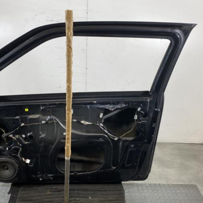 Porte avant droit SUZUKI SWIFT 3 Photo n°6