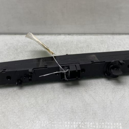 Bouton de warning OPEL ZAFIRA B
