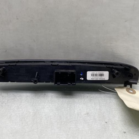 Bouton de warning FIAT PUNTO EVO 3