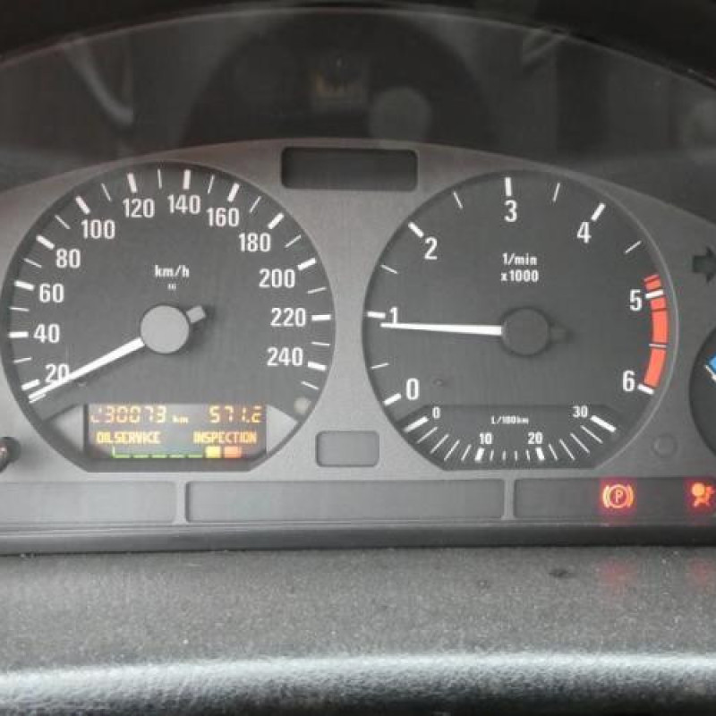 Bras essuie glace avant droit BMW SERIE 3 E36 Photo n°17