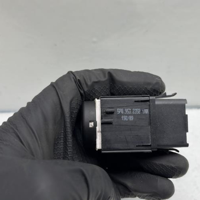 Bouton de warning SEAT LEON 2 Photo n°2
