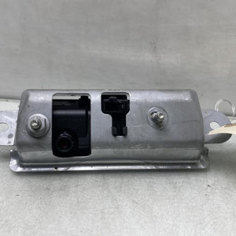 Bouton de coffre VOLKSWAGEN PASSAT 5 Photo n°3