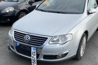 Bouton de coffre VOLKSWAGEN PASSAT 5