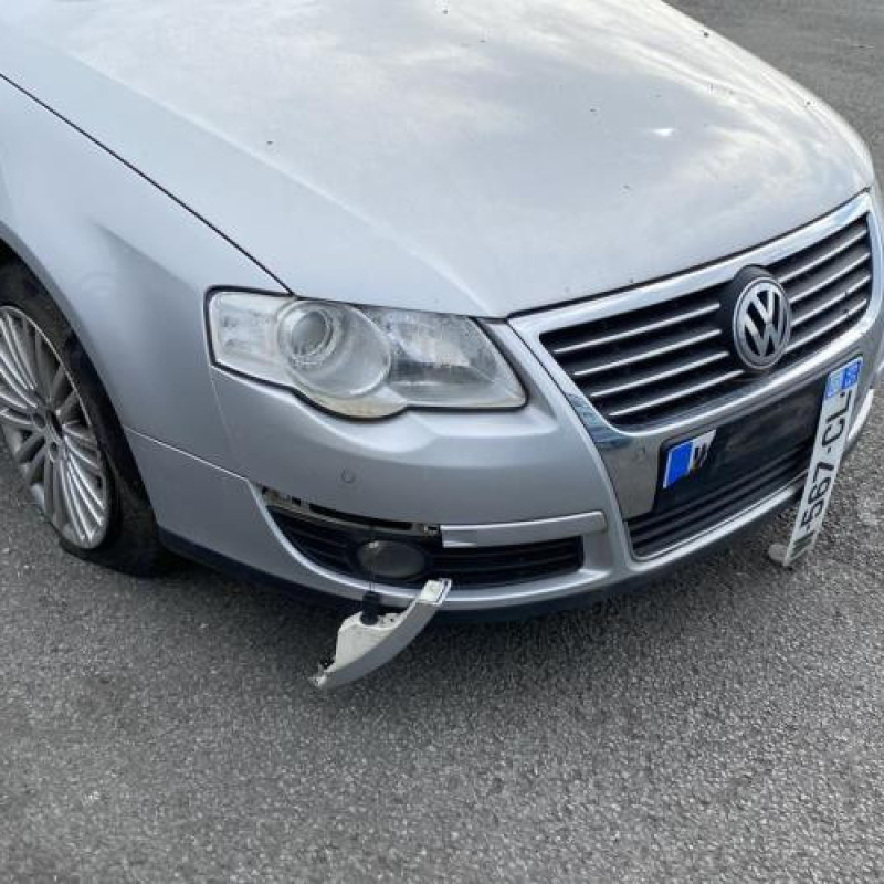 Bouton de coffre VOLKSWAGEN PASSAT 5 Photo n°12