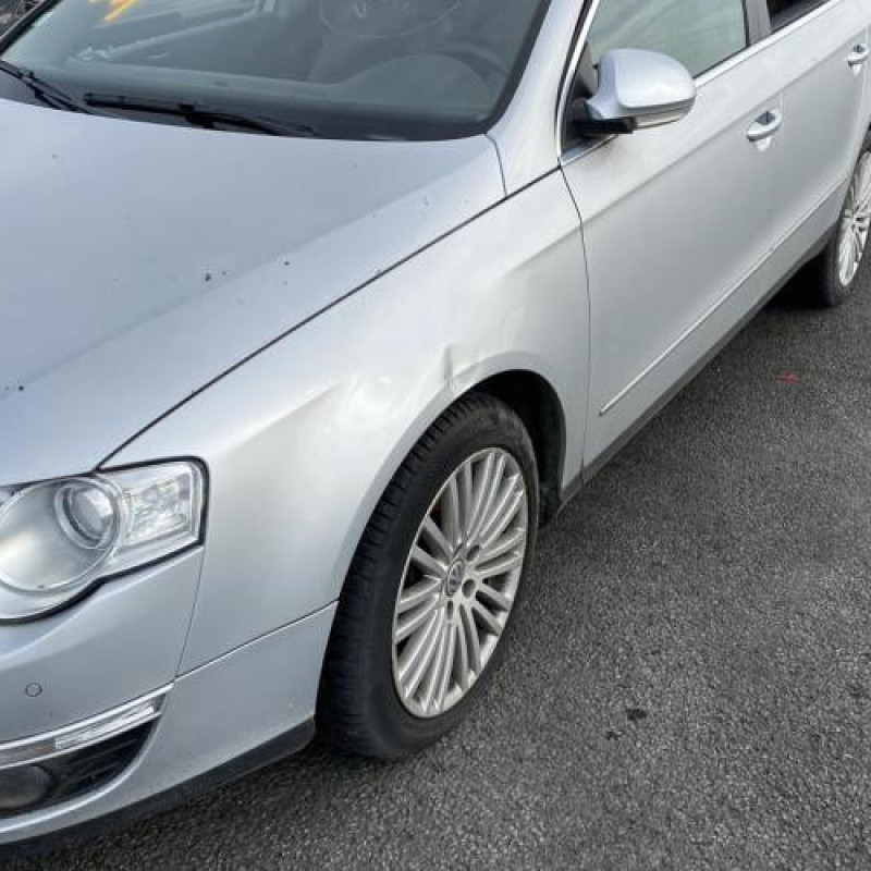 Bouton de coffre VOLKSWAGEN PASSAT 5 Photo n°15
