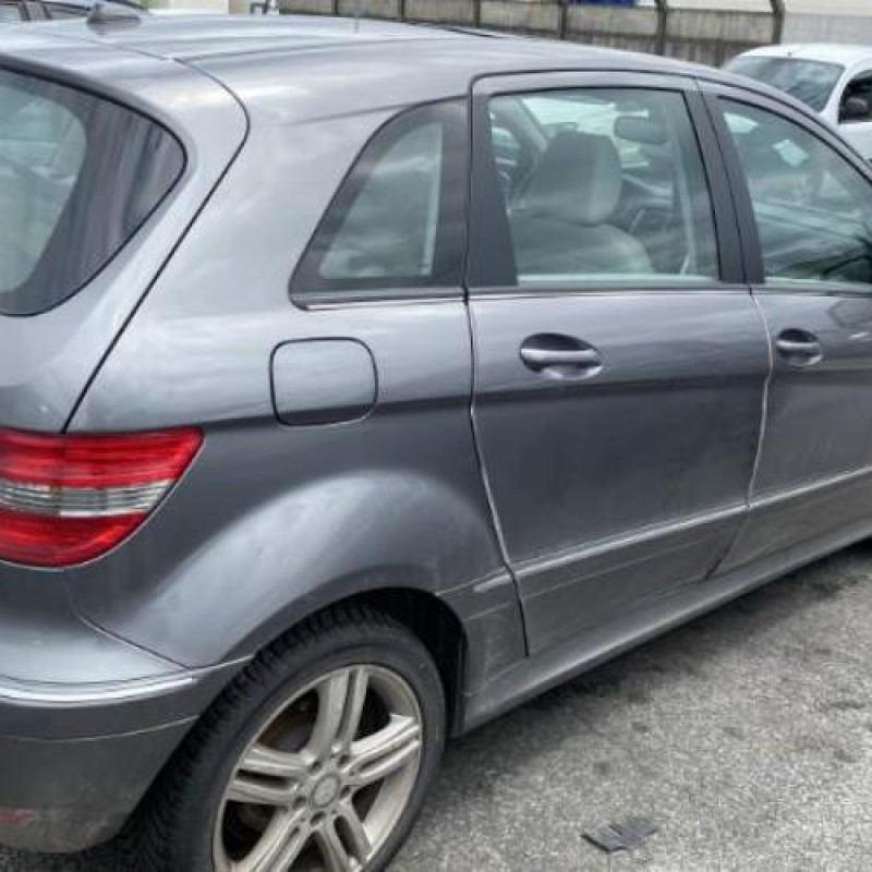 Bouton de coffre MERCEDES CLASSE B 245 Photo n°8