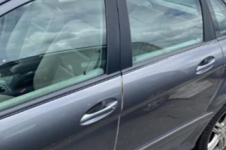 Bouton de coffre MERCEDES CLASSE B 245