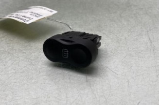 Commande degivrage lunette arriere DACIA SANDERO 1 Photo n°1