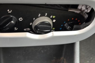 Commande degivrage lunette arriere DACIA SANDERO 1
