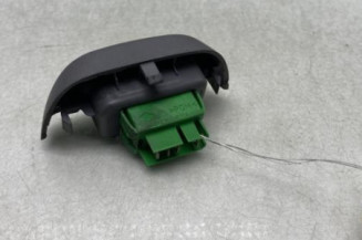 Interrupteur de leve vitre avant droit TOYOTA AYGO 1