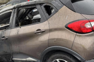 Feu arriere secondaire gauche (feux) RENAULT CAPTUR 1