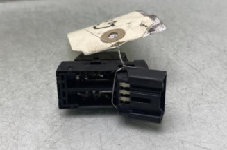 Interrupteur de leve vitre avant droit OPEL AGILA B