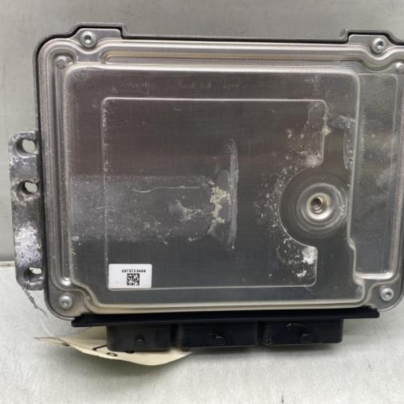 Calculateur moteur RENAULT MEGANE 3 Photo n°3